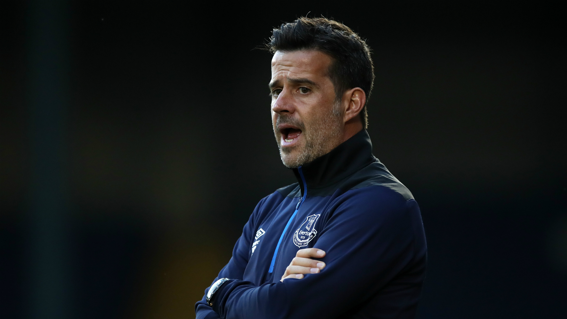 面对防守球 面对防守球