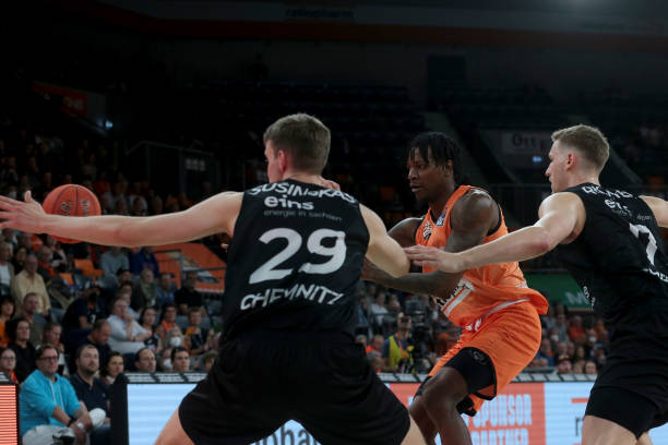 往是以观众 往是以观众